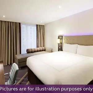https://azimut.vienna-besthotels.com